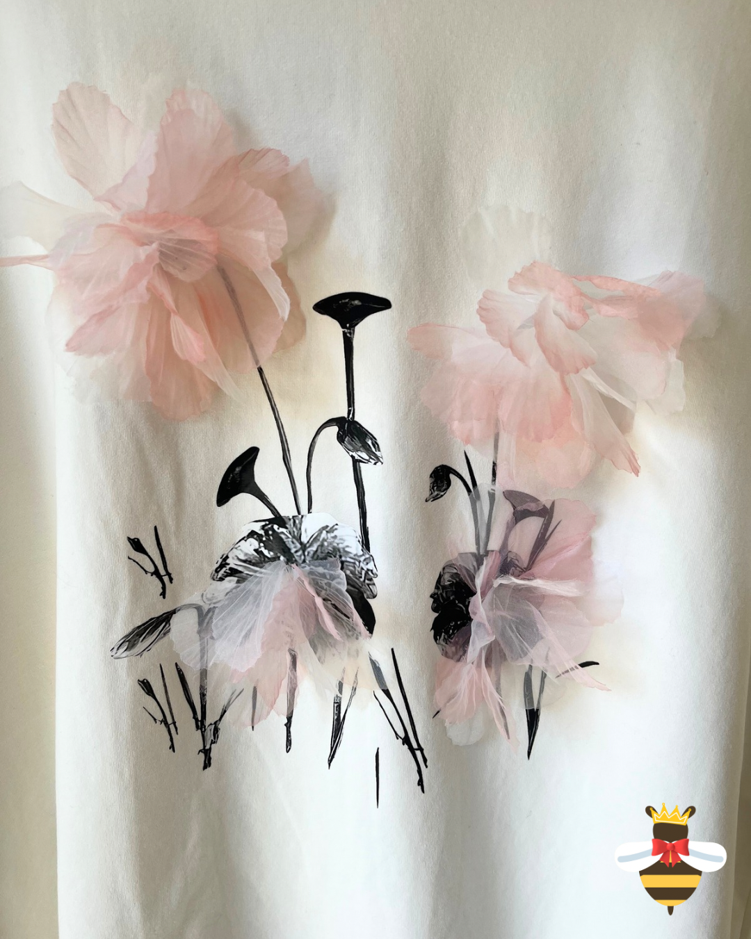 White 3D Flower T-shirt